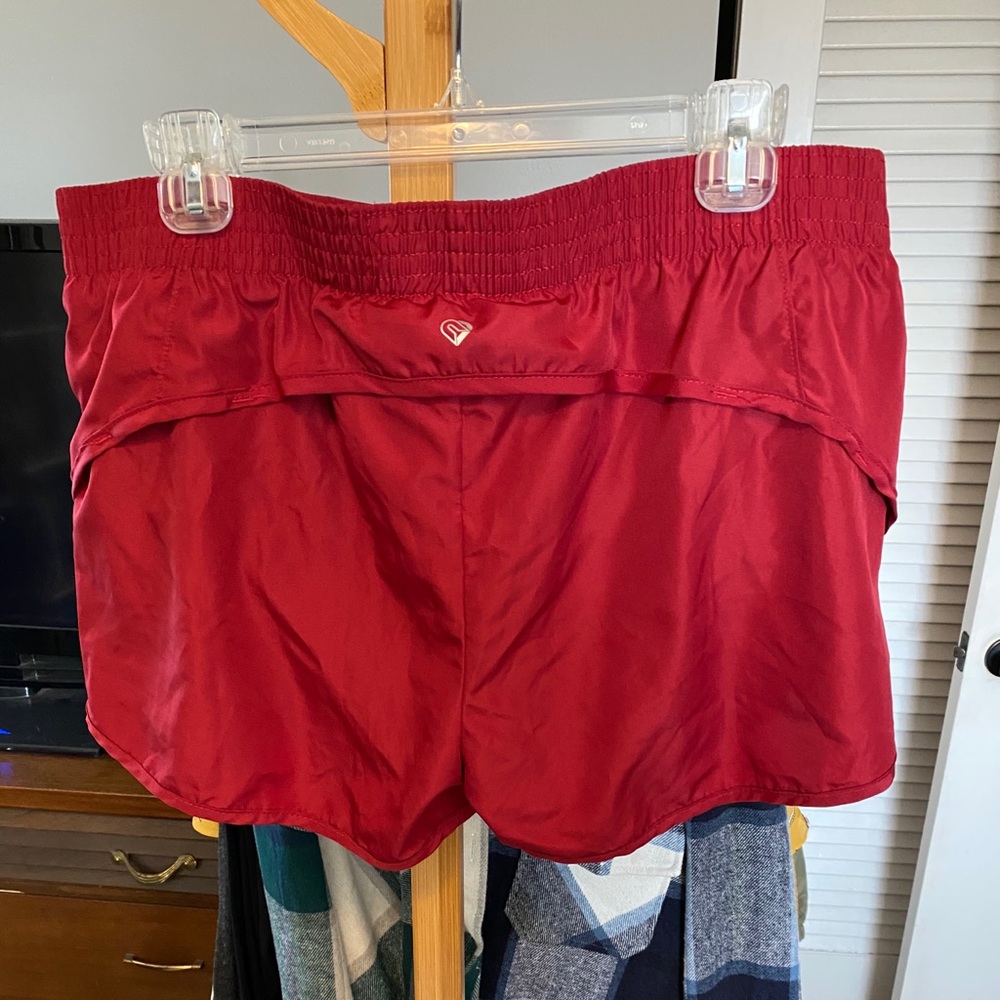 Shorts - Picture 3 of 3